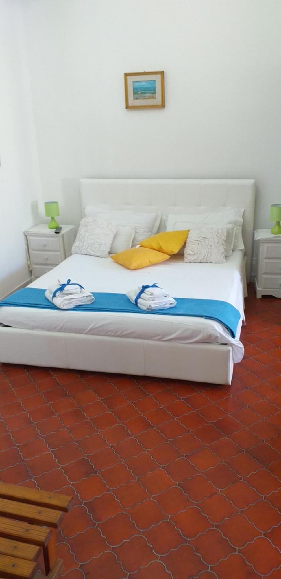 B&B Il Villino Torre Dell'Orso Quarto foto